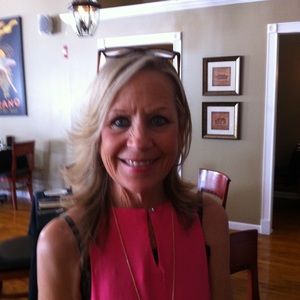 Meet your Posher, Pam